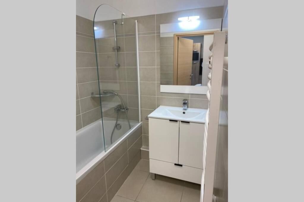 Appartement De Charme Dans Residence Avec Piscine La Joue Du Loup Saint-Étienne-en-Dévoluy المظهر الخارجي الصورة
